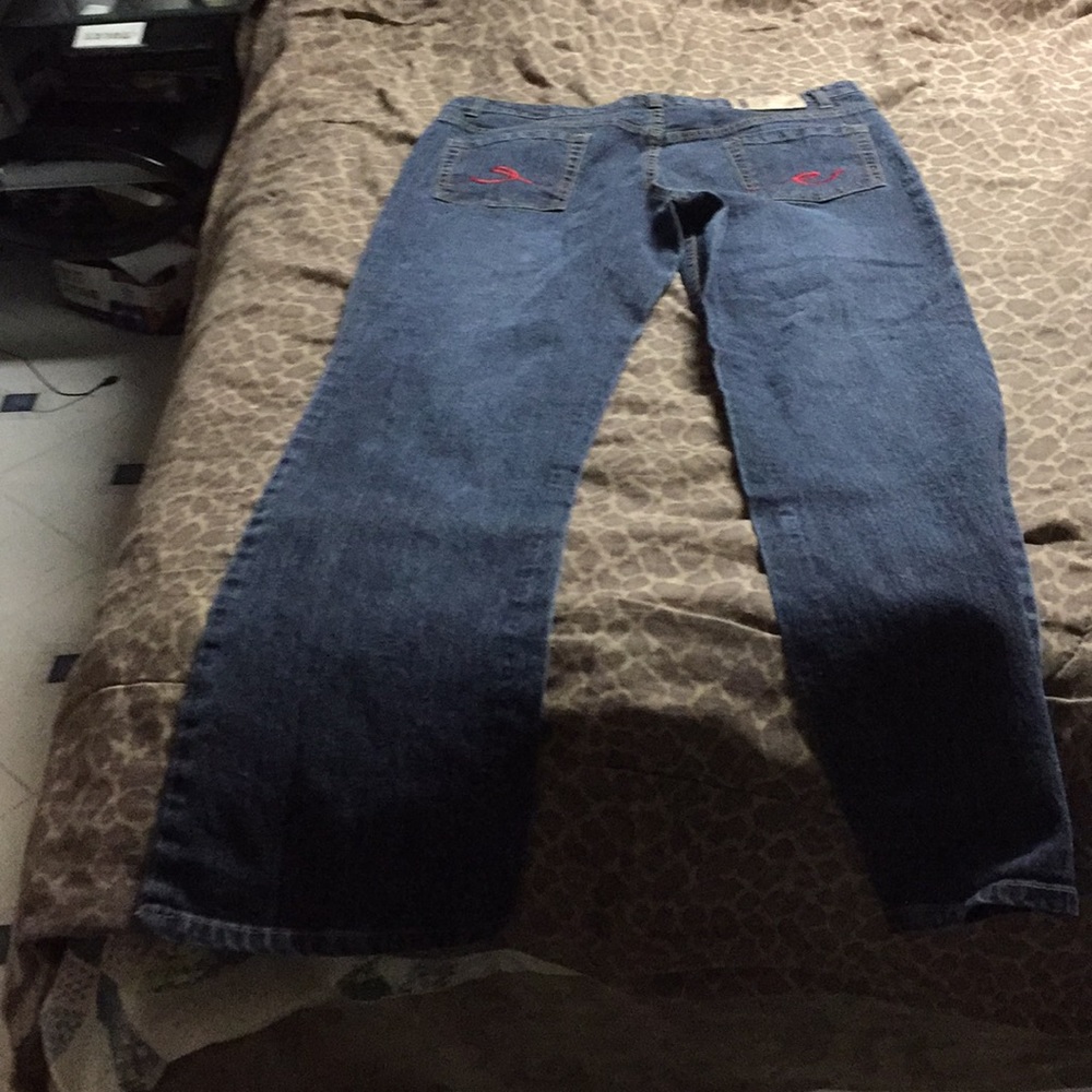 Jeans - Picture 3 of 5
